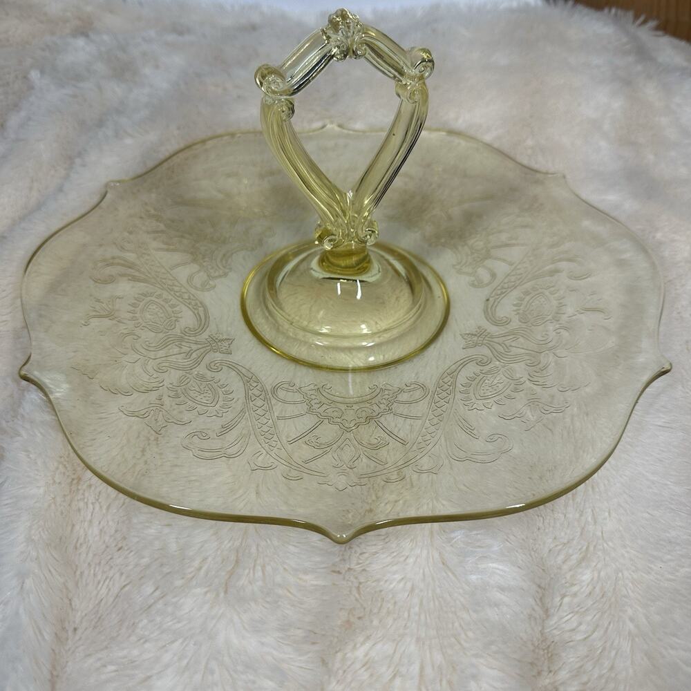 Lancaster Glass Elegant Landrum Topaz Yellow Cut Design Center Handle Tray 1932